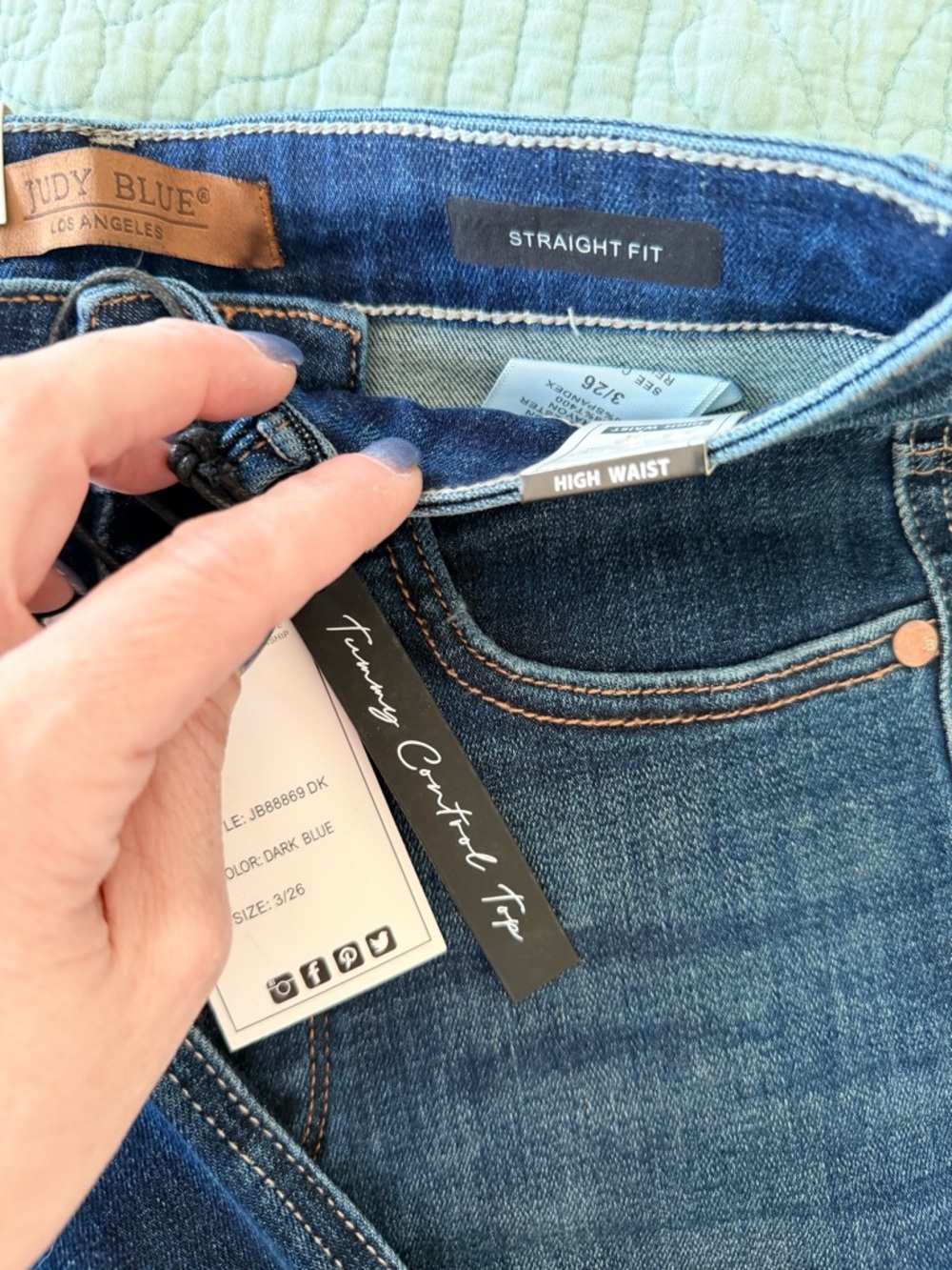 Judy Blue Dark Blue straight fit Jeans - Picture 3 of 4